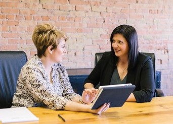 business-advisory-service cropped